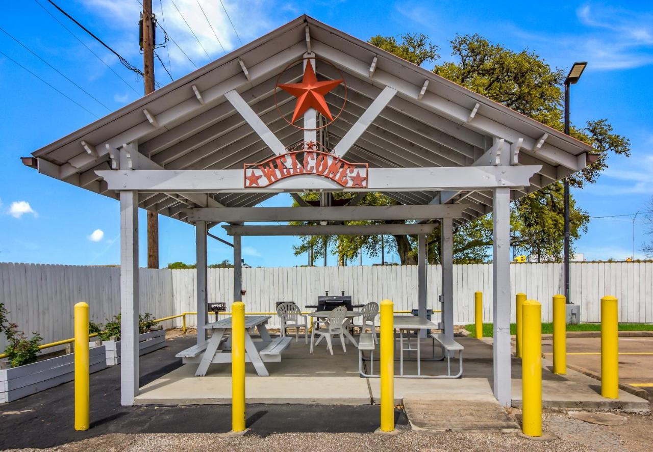 Americas Best Value Inn Columbus Eksteriør bilde