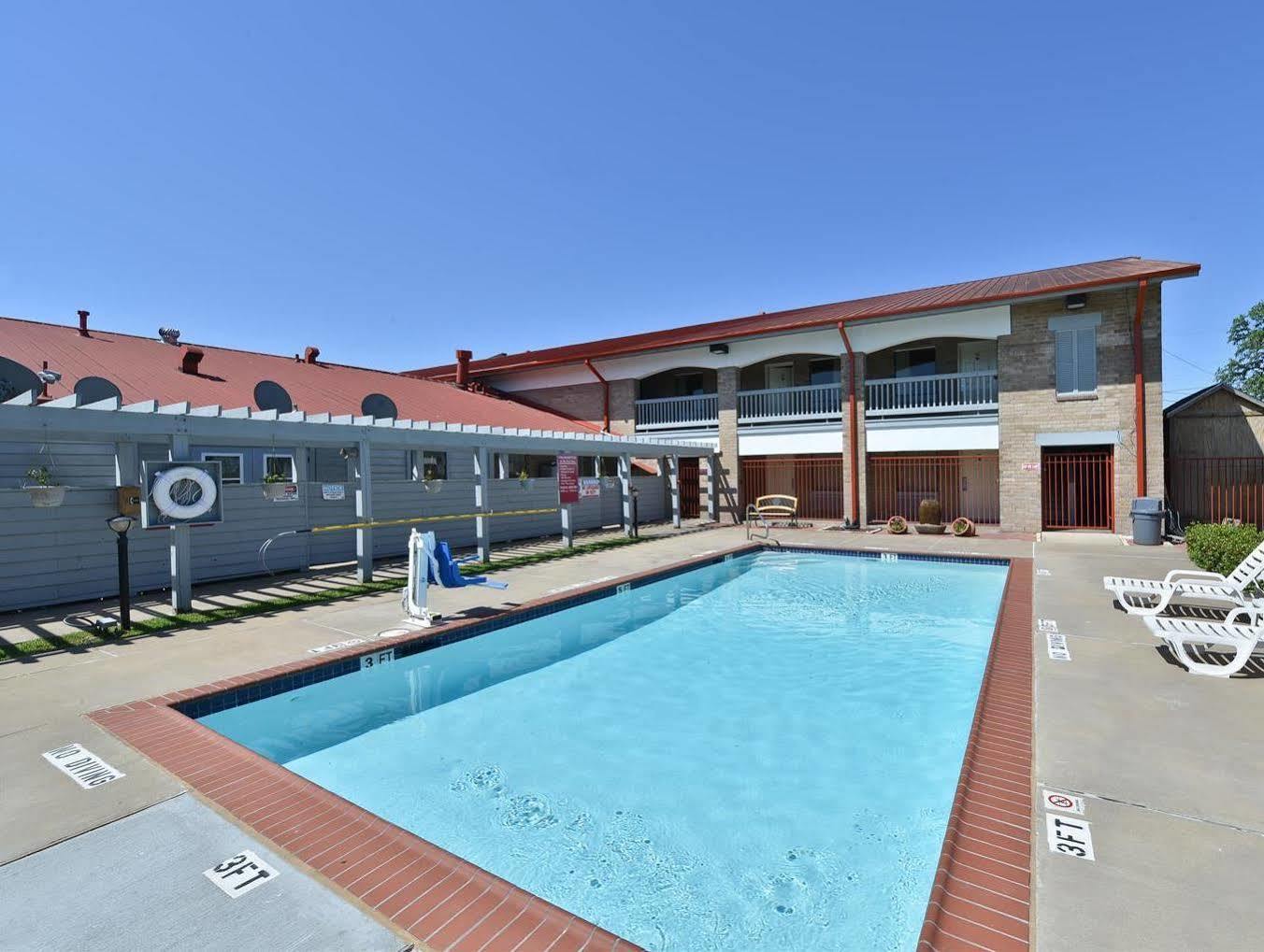 Americas Best Value Inn Columbus Eksteriør bilde